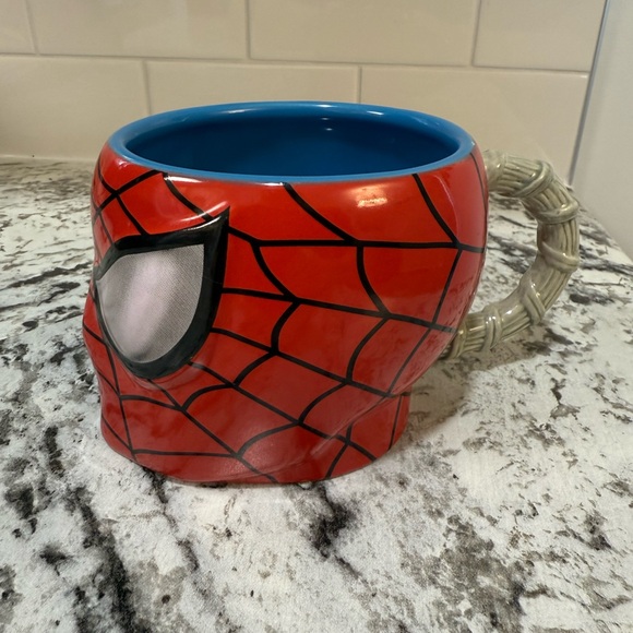 Spider-Man Mug - Picture 2 of 5